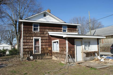 Tiny photo for 415 W Broadway Street, Kokomo, IN 46901 (MLS # 202611936)