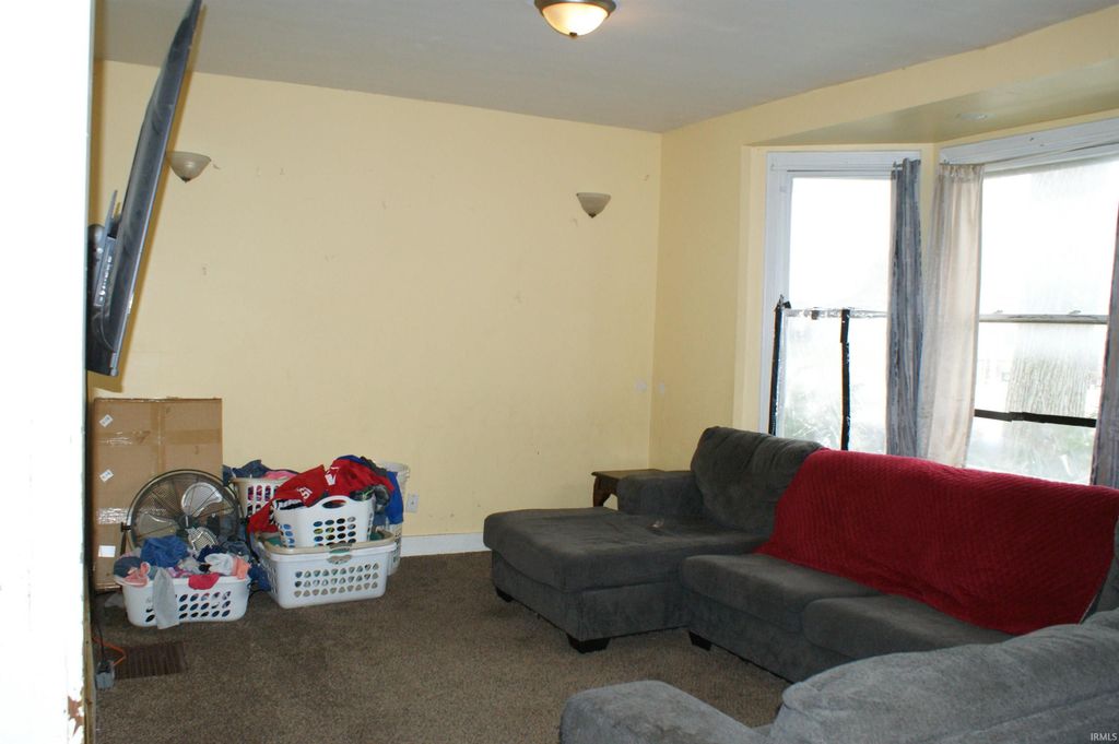 Photo of 415 W Broadway Street, Kokomo, IN 46901 (MLS # 202611936)