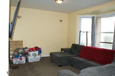 Tiny photo for 415 W Broadway Street, Kokomo, IN 46901 (MLS # 202611936)