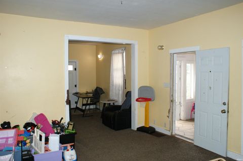 Tiny photo for 415 W Broadway Street, Kokomo, IN 46901 (MLS # 202611936)