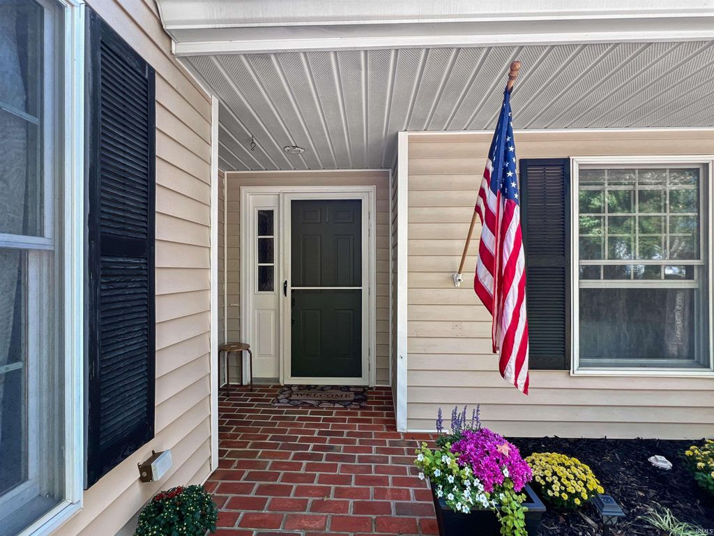 Photo of 3925 S Baytree Lane, Bloomington, IN 47401 (MLS # 202537640)