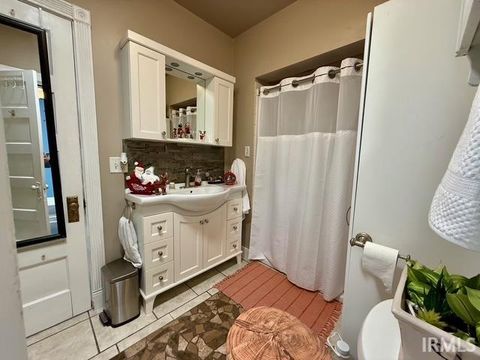 Tiny photo for 1207 S Delphos Street, Kokomo, IN 46902 (MLS # 202547157)