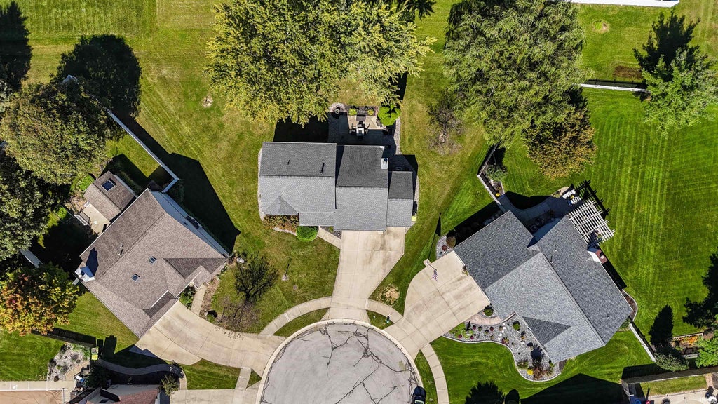 Photo of 3209 Brampton Drive, Huntington, IN 46750 (MLS # 202639936)