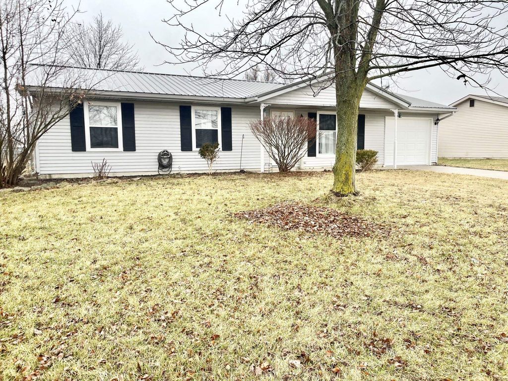 Photo of 113 W Honeysuckle Lane, Decatur, IN 46733 (MLS # 202600744)