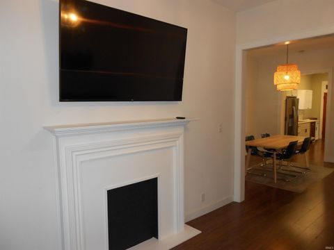 Tiny photo for 433 E Main St, Peru, IN 46970 (MLS # 202541477)