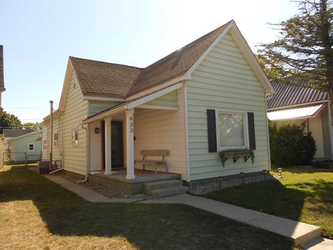 Tiny photo for 433 E Main St, Peru, IN 46970 (MLS # 202541477)