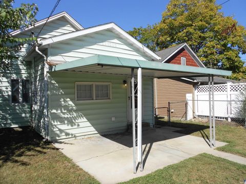 Tiny photo for 433 E Main St, Peru, IN 46970 (MLS # 202541477)