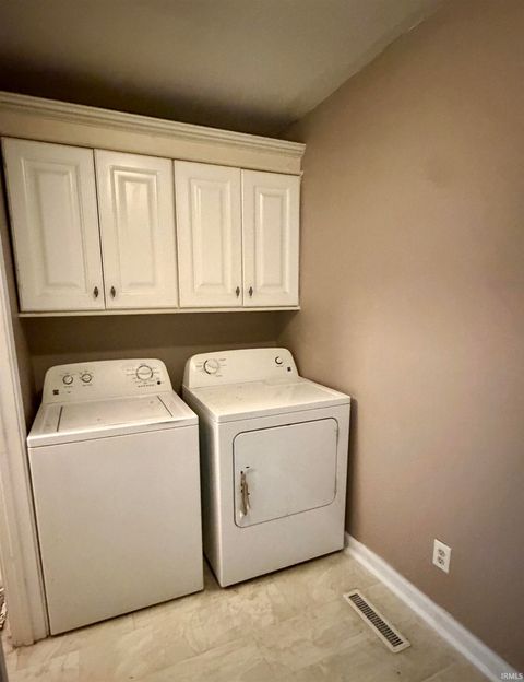 Tiny photo for 407 Water Street, Delphi, IN 46923 (MLS # 202615497)