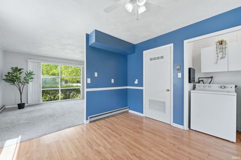 Tiny photo for 1610 Hillside Avenue, Fort Wayne, IN 46805 (MLS # 202618358)