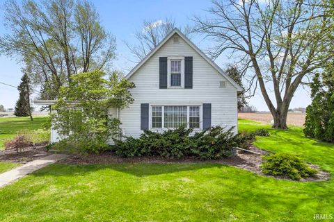 Photo of 3268 E State Road 18, Flora, IN 46929 (MLS # 202613017)