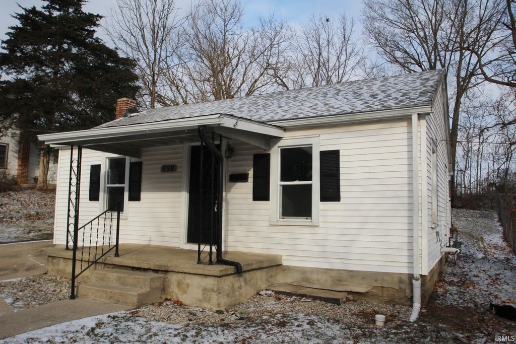 Photo of 550 Elm Street, Wabash, IN 46992 (MLS # 202549842)