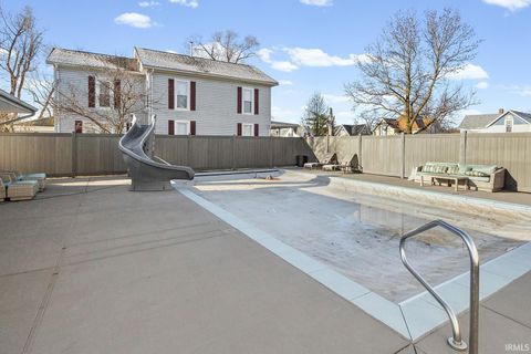 Tiny photo for 400 S Prairie Street, Brookston, IN 47923 (MLS # 202608931)