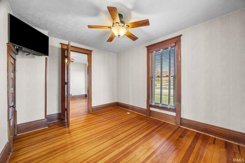 Tiny photo for 400 S Prairie Street, Brookston, IN 47923 (MLS # 202608931)