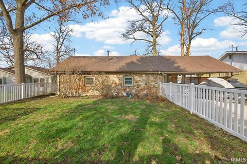 Photo of 3884 E Forest Lodge Loop, Monticello, IN 47960 (MLS # 202608478)