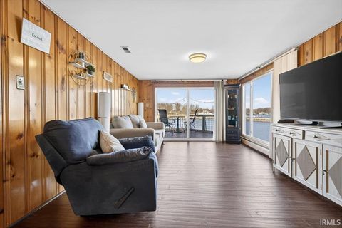 Tiny photo for 3884 E Forest Lodge Loop, Monticello, IN 47960 (MLS # 202608478)