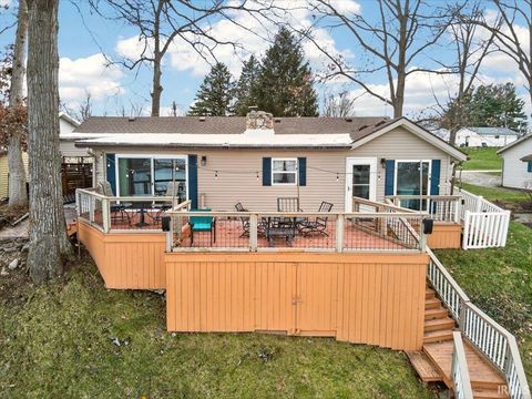 Tiny photo for 3884 E Forest Lodge Loop, Monticello, IN 47960 (MLS # 202608478)