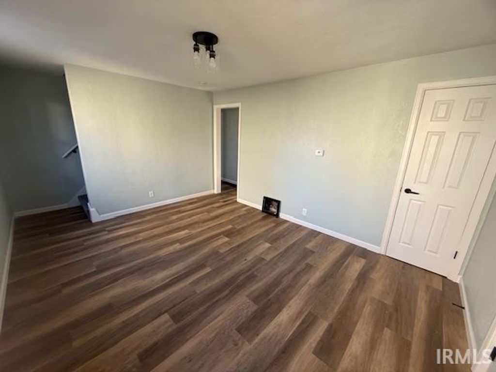 Photo of 518 S Falcon Street, South Bend, IN 46619 (MLS # 202602113)