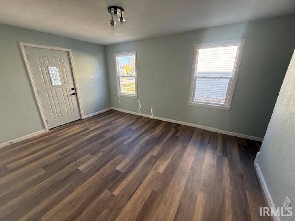 Photo of 518 S Falcon Street, South Bend, IN 46619 (MLS # 202602113)