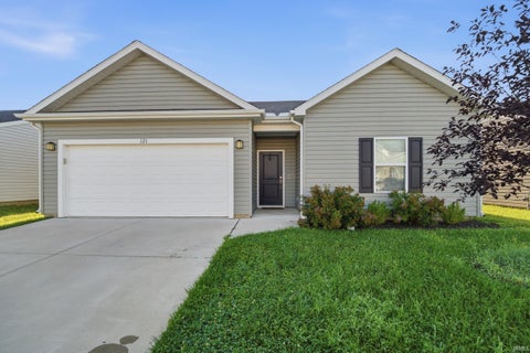 Photo of 121 Wadsworth Court, Lafayette, IN 47905 (MLS # 202635347)