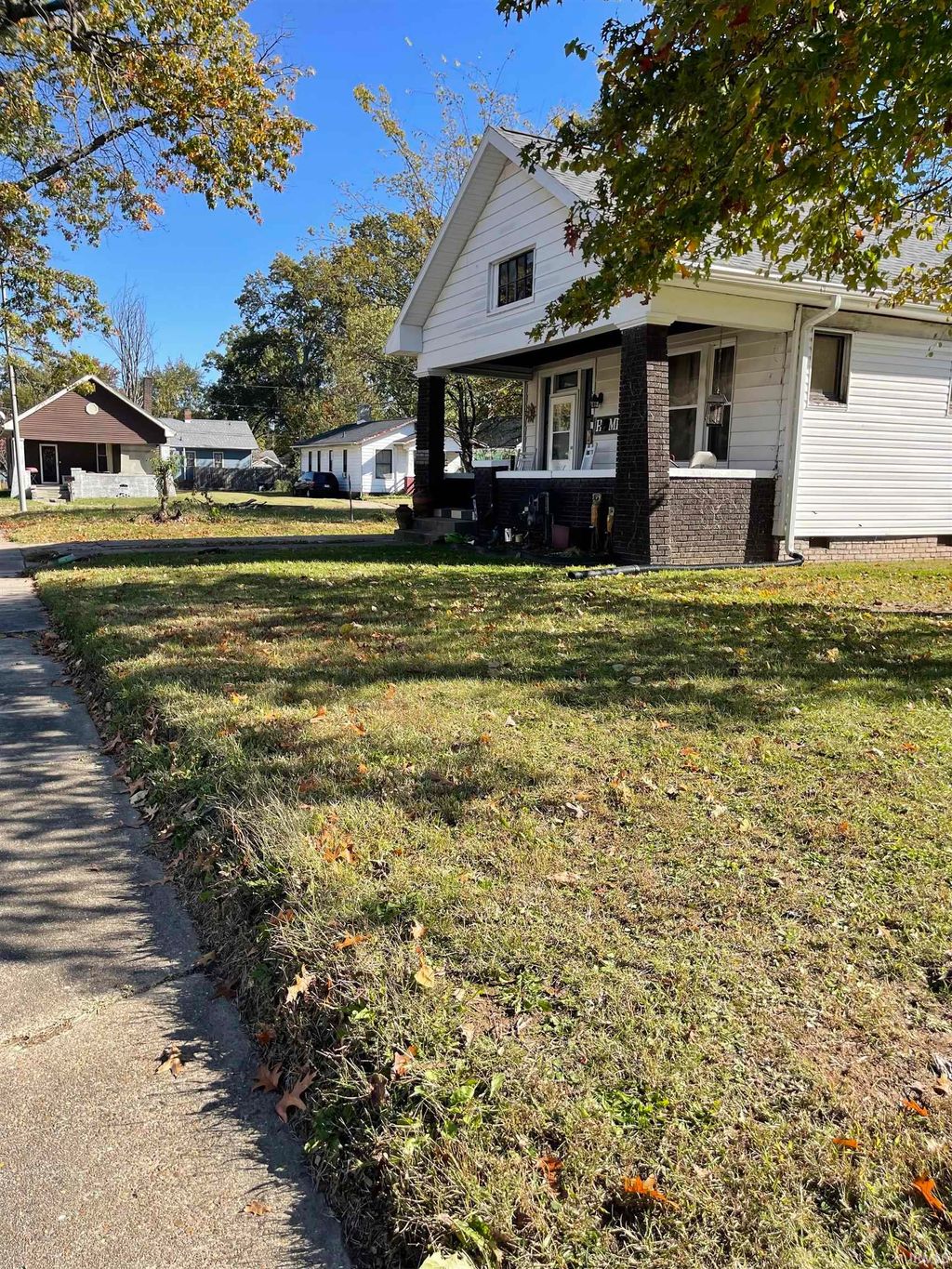 Photo of 725 Waggoner Avenue, Evansville, IN 47713 (MLS # 202544711)