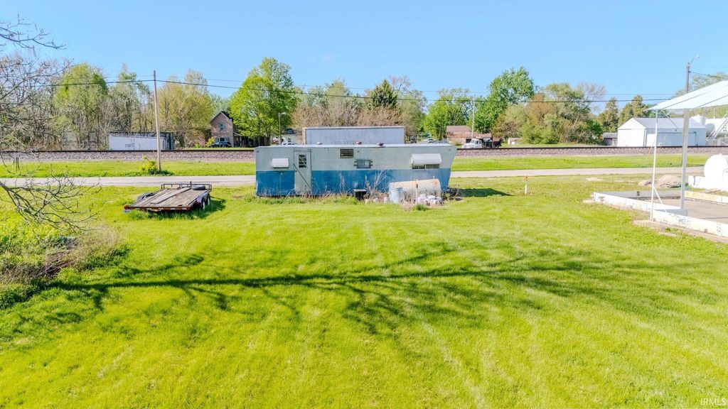 Photo of 1431 Kocher Street, Huntington, IN 46750 (MLS # 202614065)