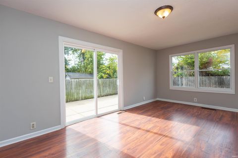 Tiny photo for 1310 Sinton Avenue, Lafayette, IN 47905 (MLS # 202542082)
