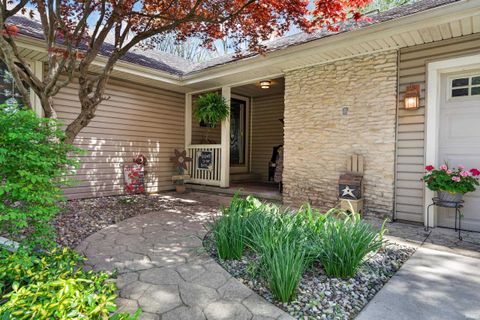 Tiny photo for 512 Secretariat Circle, Kokomo, IN 46901 (MLS # 202614832)