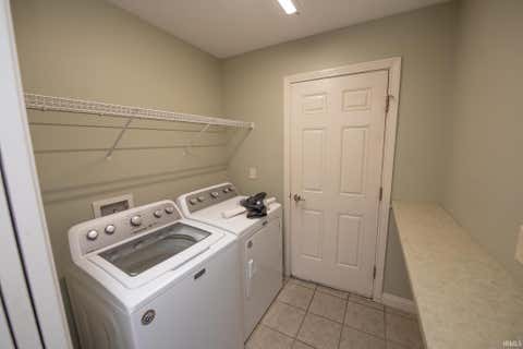 Tiny photo for 62 Canyon Creek Circle, Lafayette, IN 47909 (MLS # 202626846)
