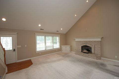Tiny photo for 62 Canyon Creek Circle, Lafayette, IN 47909 (MLS # 202626846)