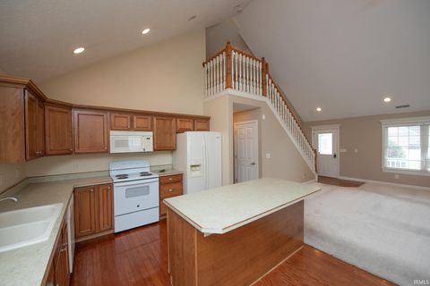 Tiny photo for 62 Canyon Creek Circle, Lafayette, IN 47909 (MLS # 202626846)