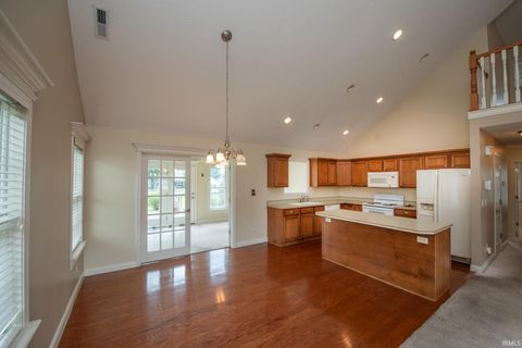 Tiny photo for 62 Canyon Creek Circle, Lafayette, IN 47909 (MLS # 202626846)