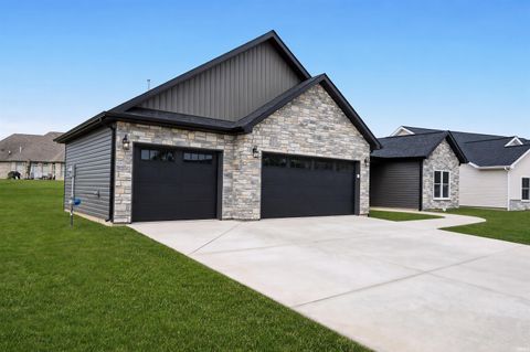 Tiny photo for 2195 Beech Tree Court, Kokomo, IN 46902 (MLS # 202614151)