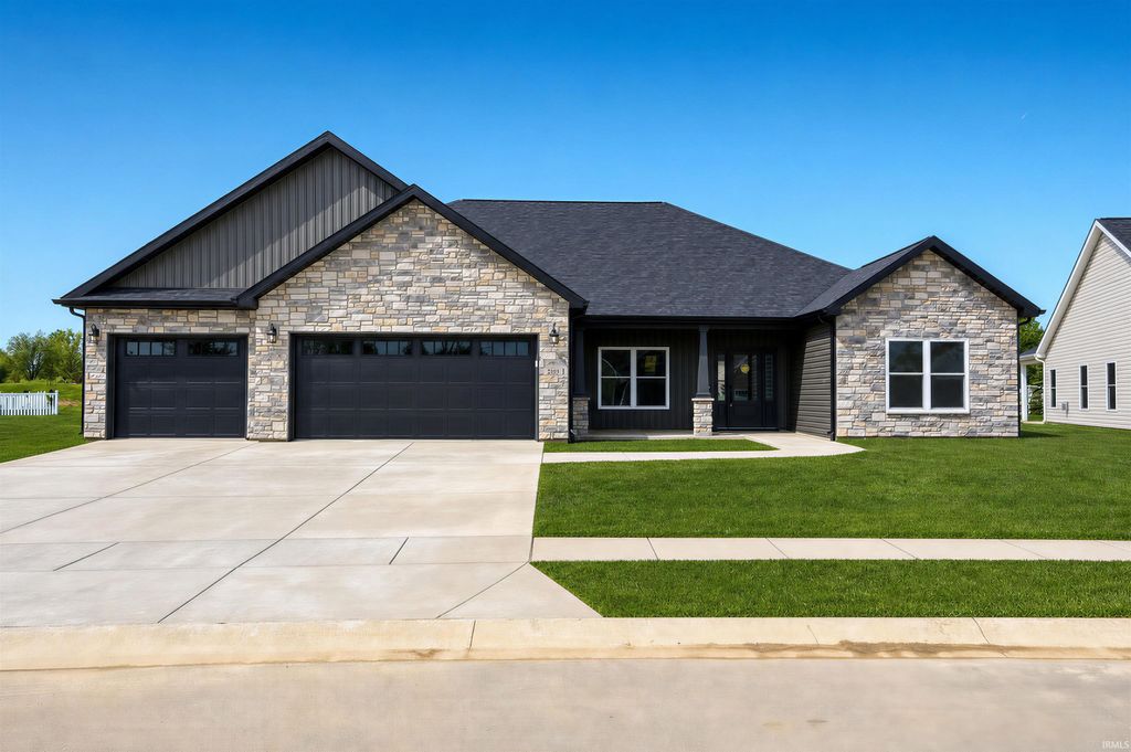 Photo of 2195 Beech Tree Court, Kokomo, IN 46902 (MLS # 202614151)