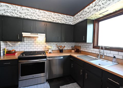 Tiny photo for 606 N Monticello Street, Winamac, IN 46996 (MLS # 202541449)