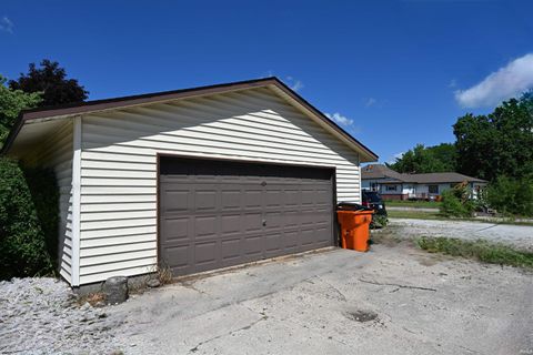 Tiny photo for 606 N Monticello Street, Winamac, IN 46996 (MLS # 202541449)