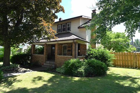 Photo of 606 N Monticello Street, Winamac, IN 46996 (MLS # 202541449)