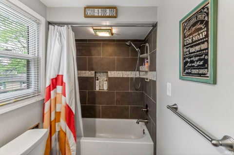 Tiny photo for 3712 Blueridge Lane, Fort Wayne, IN 46815 (MLS # 202640899)