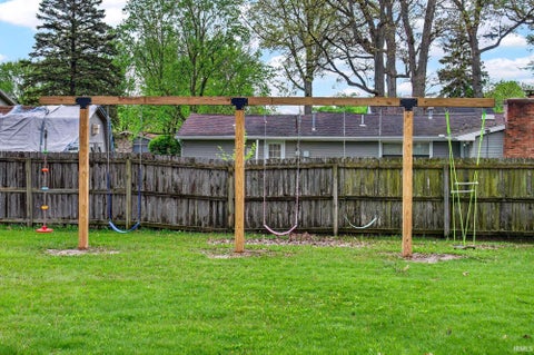 Tiny photo for 3712 Blueridge Lane, Fort Wayne, IN 46815 (MLS # 202640899)