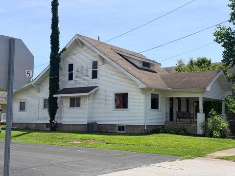 Tiny photo for 400 Michigan Street, Burlington, IN 46915 (MLS # 202622892)