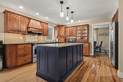 Tiny photo for 21758 E Sandy Hill Lane, South Bend, IN 46628 (MLS # 202613557)