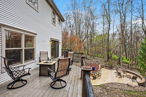 Tiny photo for 21758 E Sandy Hill Lane, South Bend, IN 46628 (MLS # 202613557)