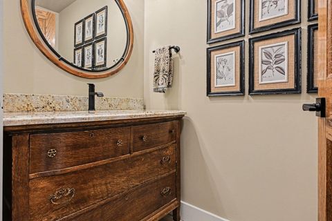 Tiny photo for 21758 E Sandy Hill Lane, South Bend, IN 46628 (MLS # 202613557)