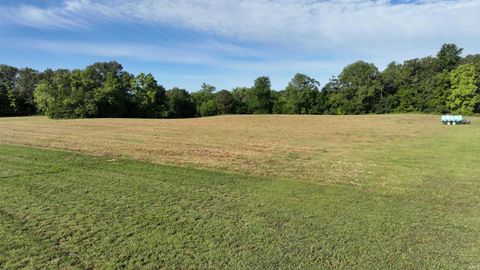 Tiny photo for 0 N East Shafer Drive, Monticello, IN 47960 (MLS # 202610932)