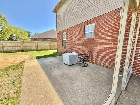 Tiny photo for 4560 Marble Drive, Newburgh, IN 47630 (MLS # 202616493)