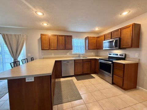 Tiny photo for 4560 Marble Drive, Newburgh, IN 47630 (MLS # 202616493)