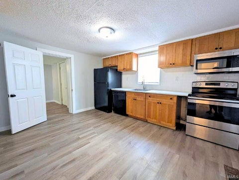 Tiny photo for 1012 Huffman Street, Fort Wayne, IN 46808 (MLS # 202624902)