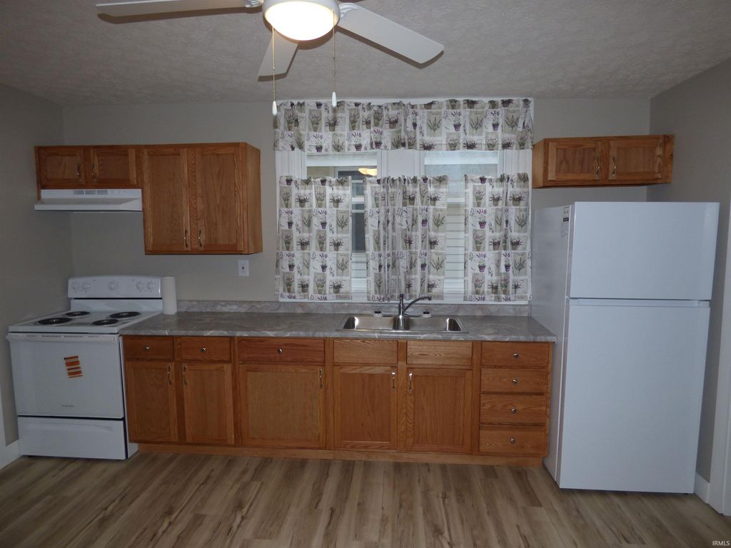 Photo of 304 E Green Street, Frankfort, IN 46041 (MLS # 202600587)