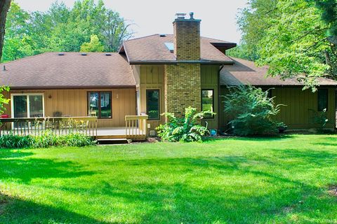 Tiny photo for 50840 Mercury Drive, Granger, IN 46530 (MLS # 202541329)