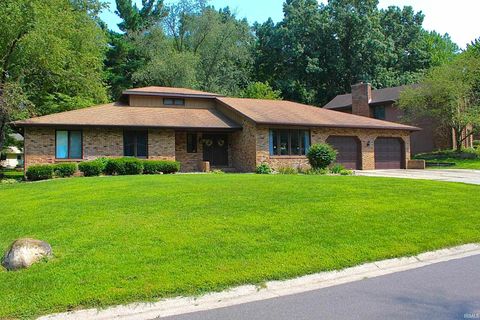 Tiny photo for 50840 Mercury Drive, Granger, IN 46530 (MLS # 202541329)