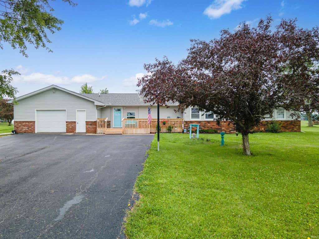 Photo of 3641 S 1000 E, Upland, IN 46989 (MLS # 202625681)